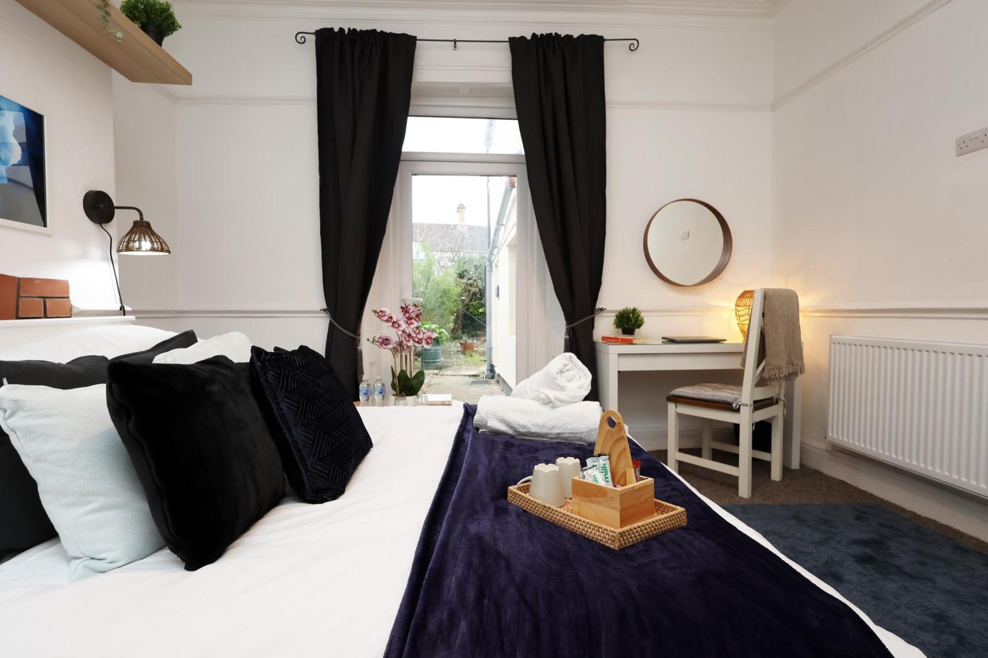 Cardiff City Guesthouse, Central Rooms, Fast Wi-Fi, On-Street Parking Dış mekan fotoğraf