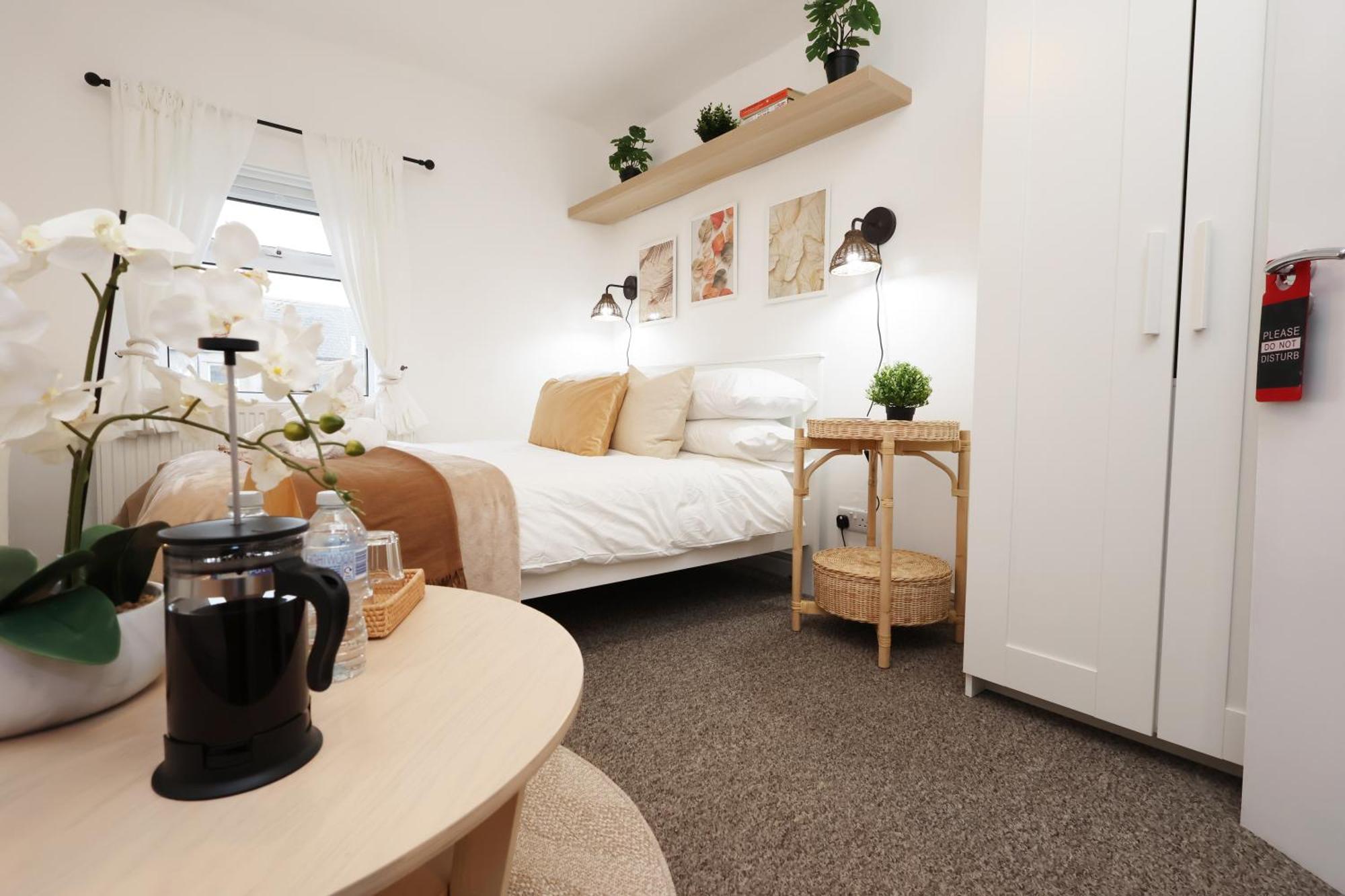 Cardiff City Guesthouse, Central Rooms, Fast Wi-Fi, On-Street Parking Dış mekan fotoğraf